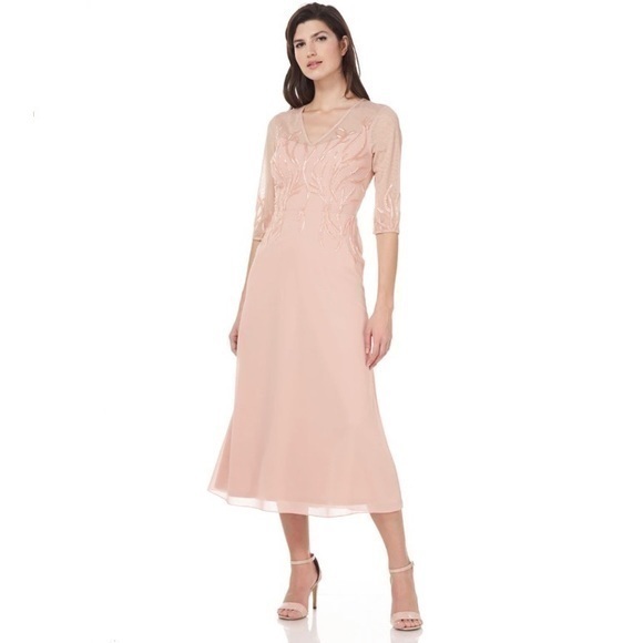 JS Collections VIOLET T-Length DRESS in Champagne Rose Size 2
